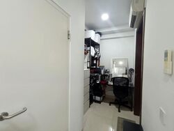 Centra Residence (D14), Apartment #632901941